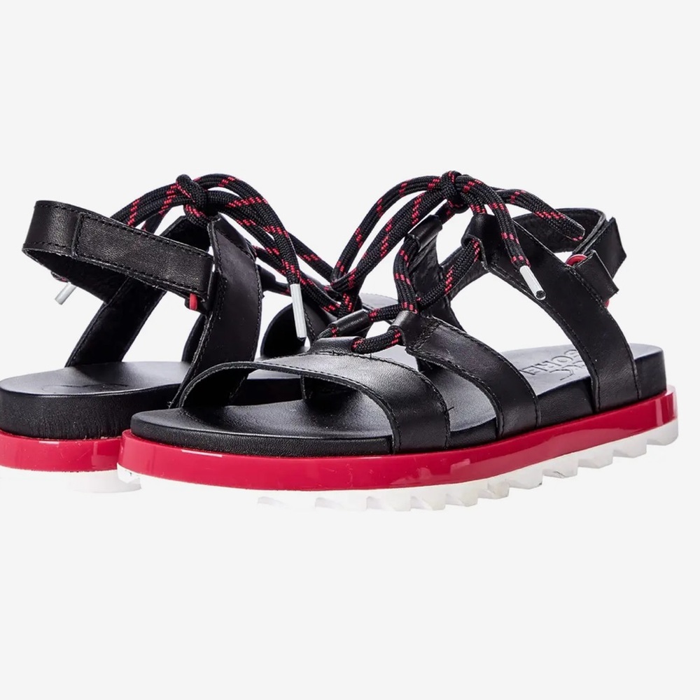 Sorel Roaming Lace Leather Sandal